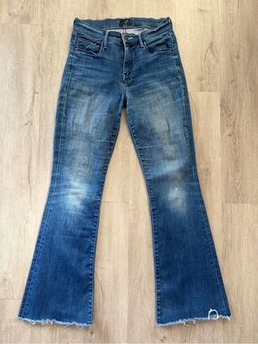 Mother jeans the weekender fray flare jeans 25